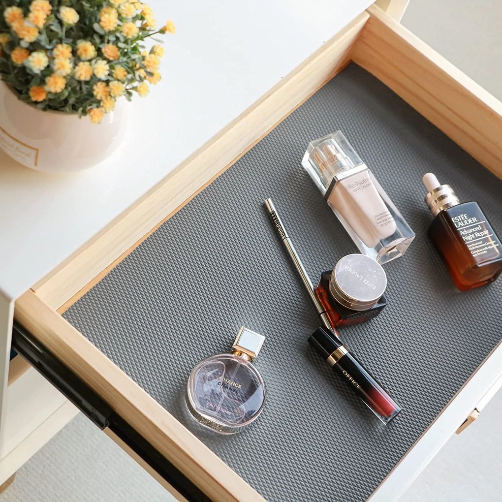 Protišmyková podložka do zásuvky LARGO 48 x 300 cm - šedá