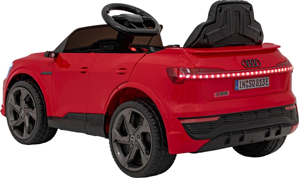 Ramiz Audi SQ8 Červená