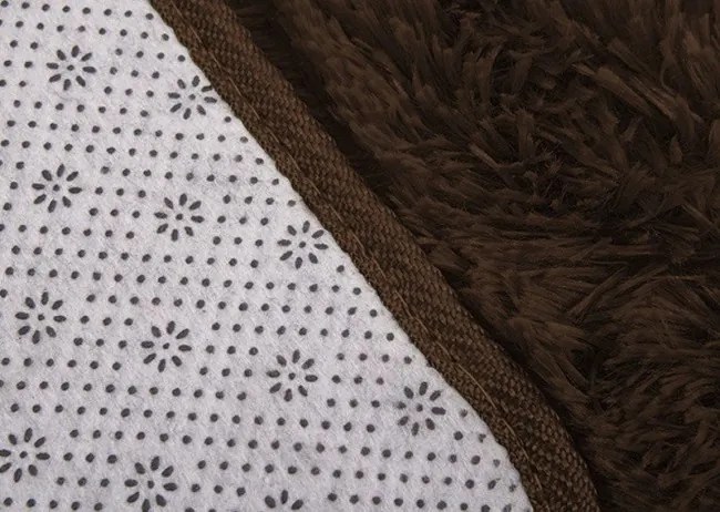 Protišmykový koberec SHAGGY tmavohnedý