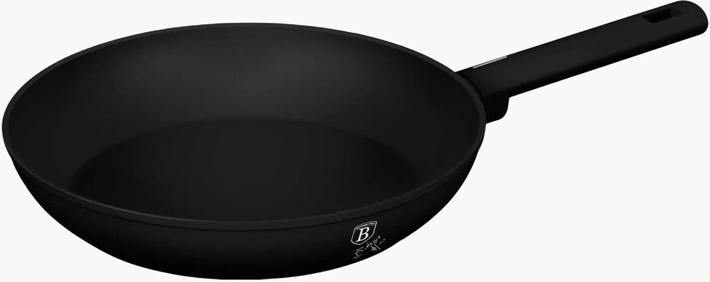 Panvica's nepriľnavým povrchom Matte Black