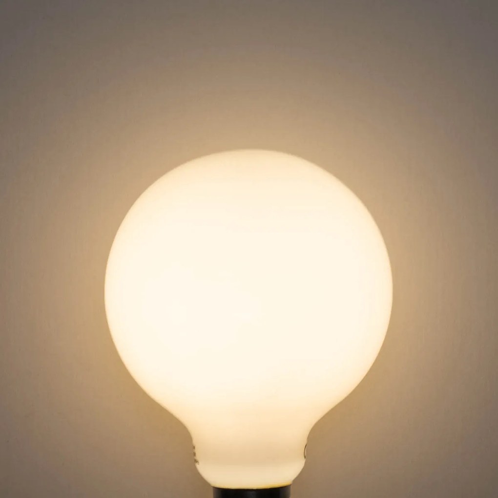 Sada 5 stmievateľných LED žiaroviek E27 opálových G95 5W 450lm 3000K