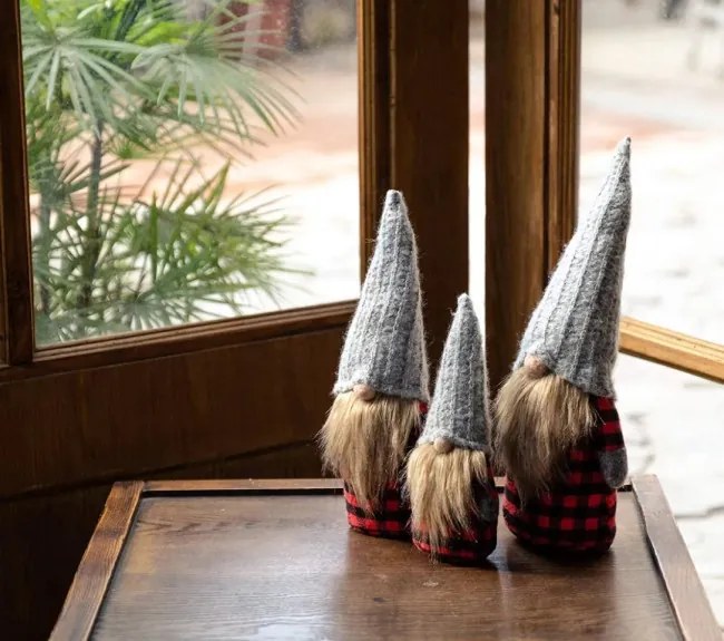 Vianočný škriatok YX055