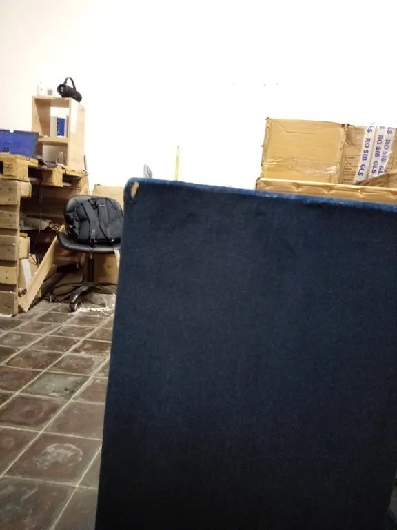 AKCIA Tmavomodrý taburet ZENOVA s úložným priestorom 65x65 cm II. akosť