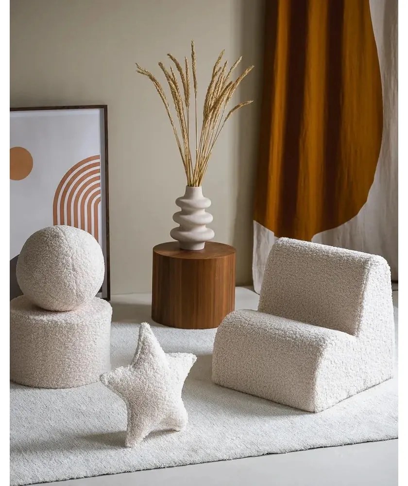 Krémový detský pohovkový vankúš z textílie buklé Star – Wigiwama