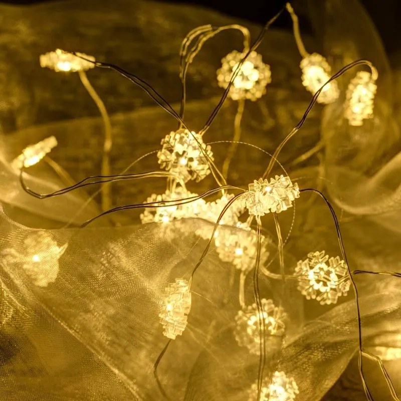 DECOLED LED světelný řetěz na baterie s vločkami, teple bílá, 20 diod, 2,3 m