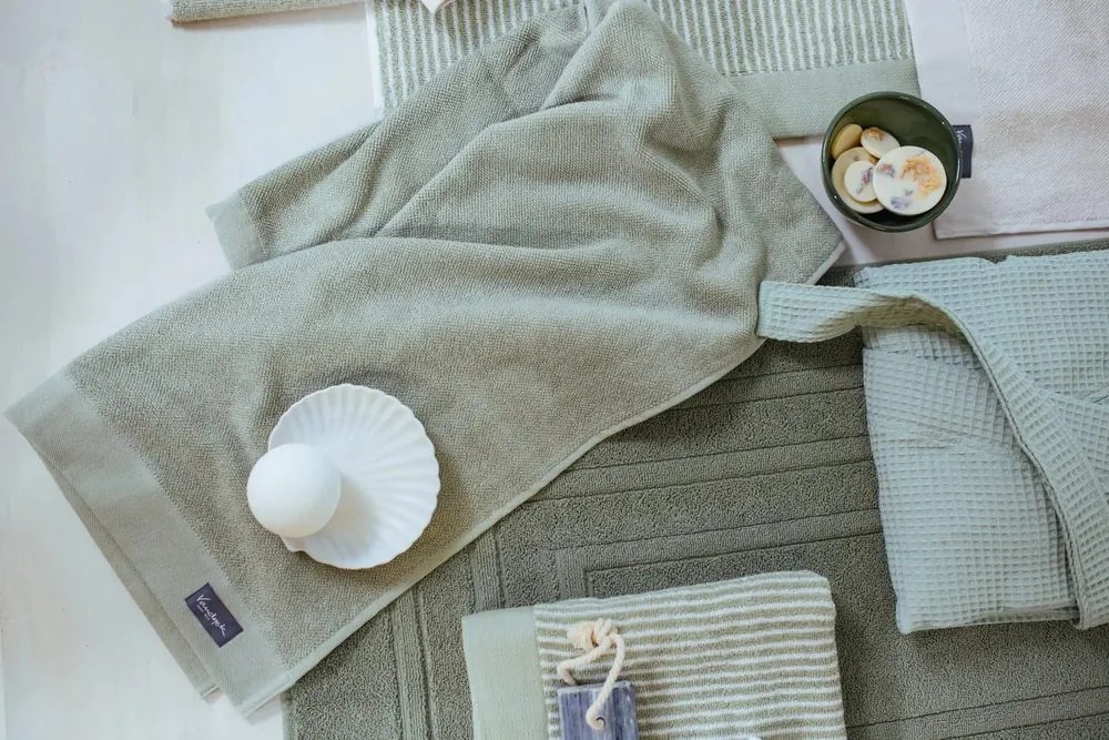 Vandyck uterák Home UNI Smoke green - 60x110 cm