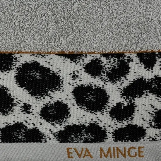 Luxusný sivý uterák EVA MINGE so vzorom Šírka: 30 cm | Dĺžka: 50 cm