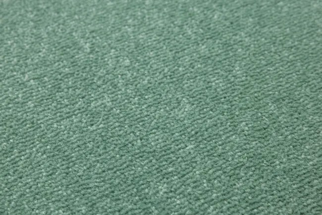 Metrážny koberec Wembley 40 zelený