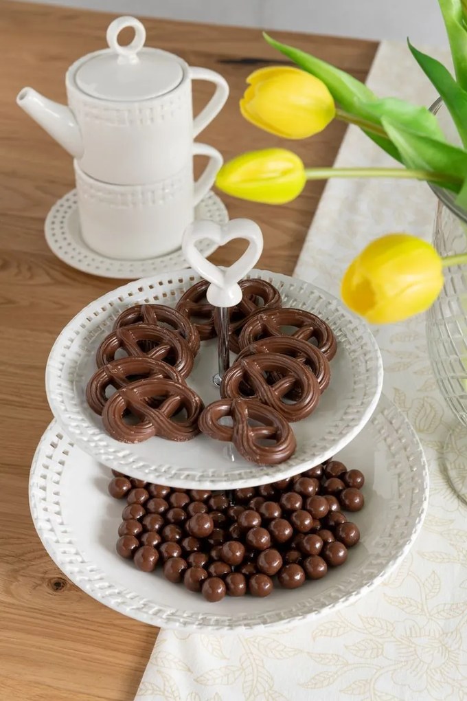 Biely keramický Tea for One Hella White - 18*16*22 cm