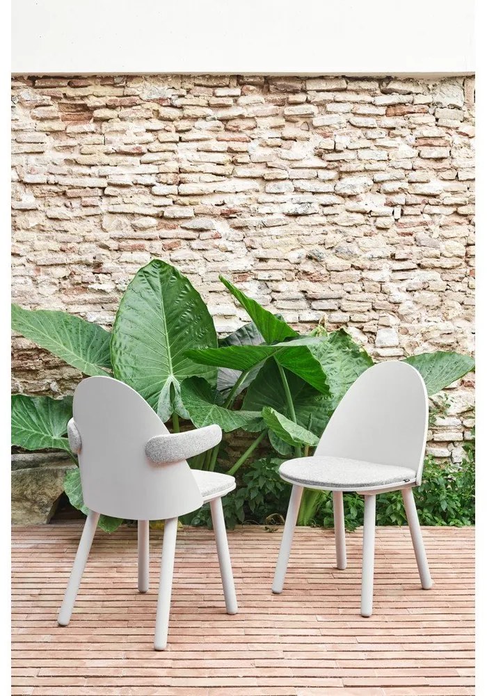 Sivá stolička s rúčkami Teulat Uma