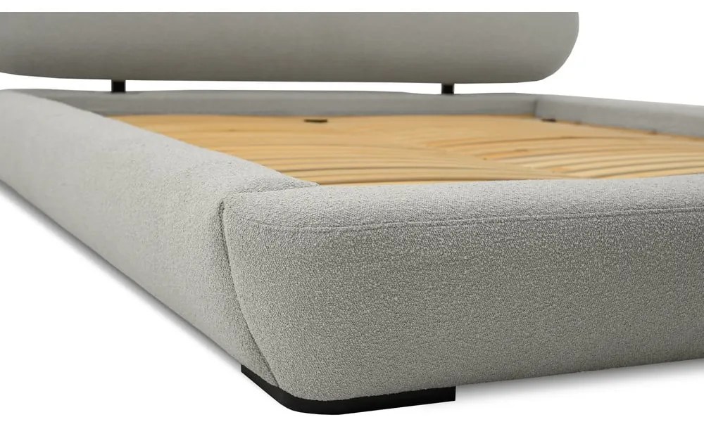 Svetlosivá čalúnená dvojlôžková posteľ s roštom 140x200 cm Odette – Scandic