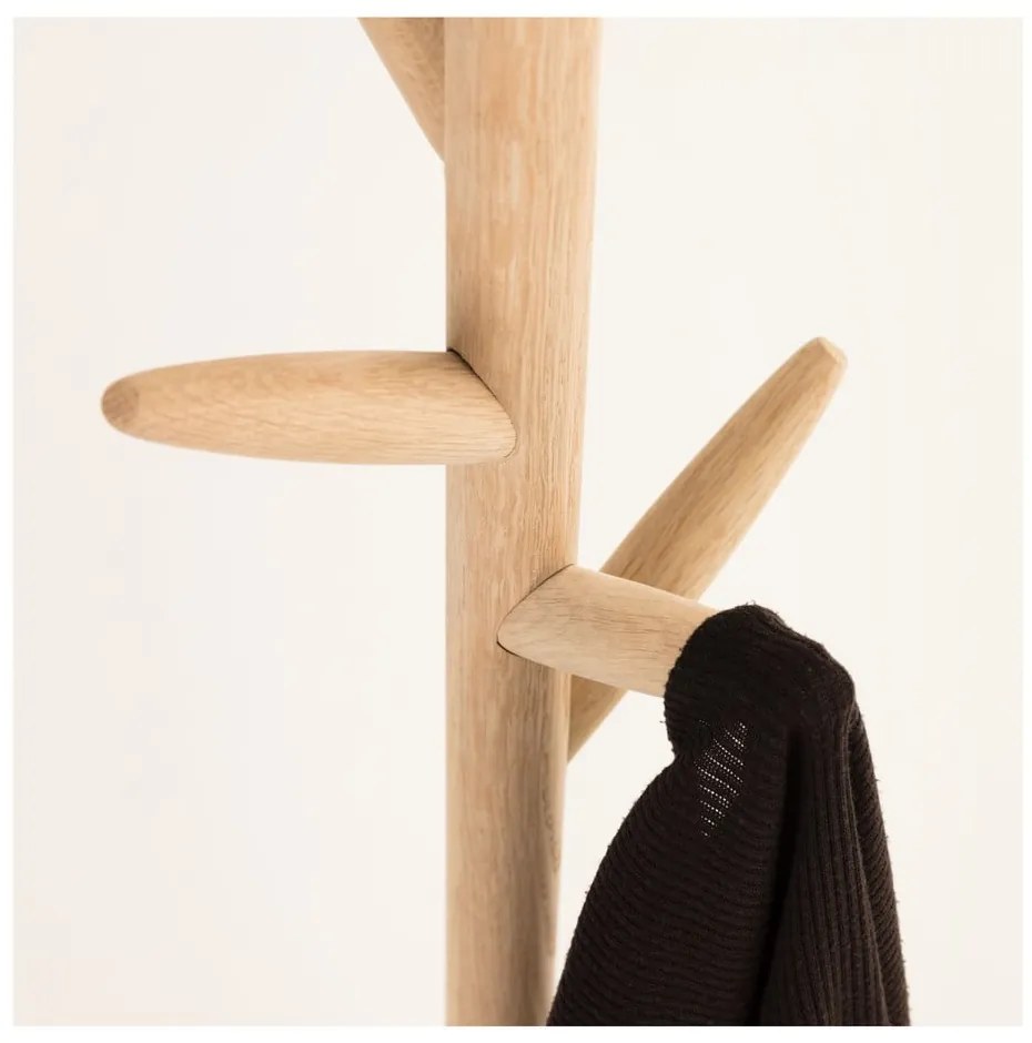 Vešiak z brezového dreva Kave Home Natane