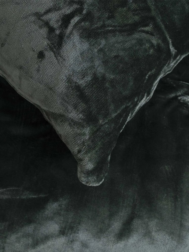 Obliečka na vankúš mikroplyš 50 × 70 cm – Laura tmavo zelená