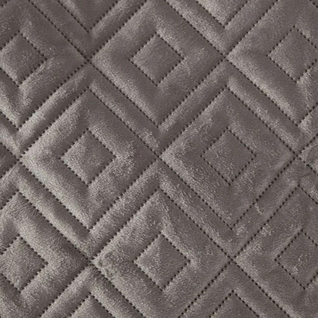 domtextilu.sk Béžový prešívaný prehoz s geometrickým motívom Šírka: 220 cm | Dĺžka: 240 cm 28402-154269