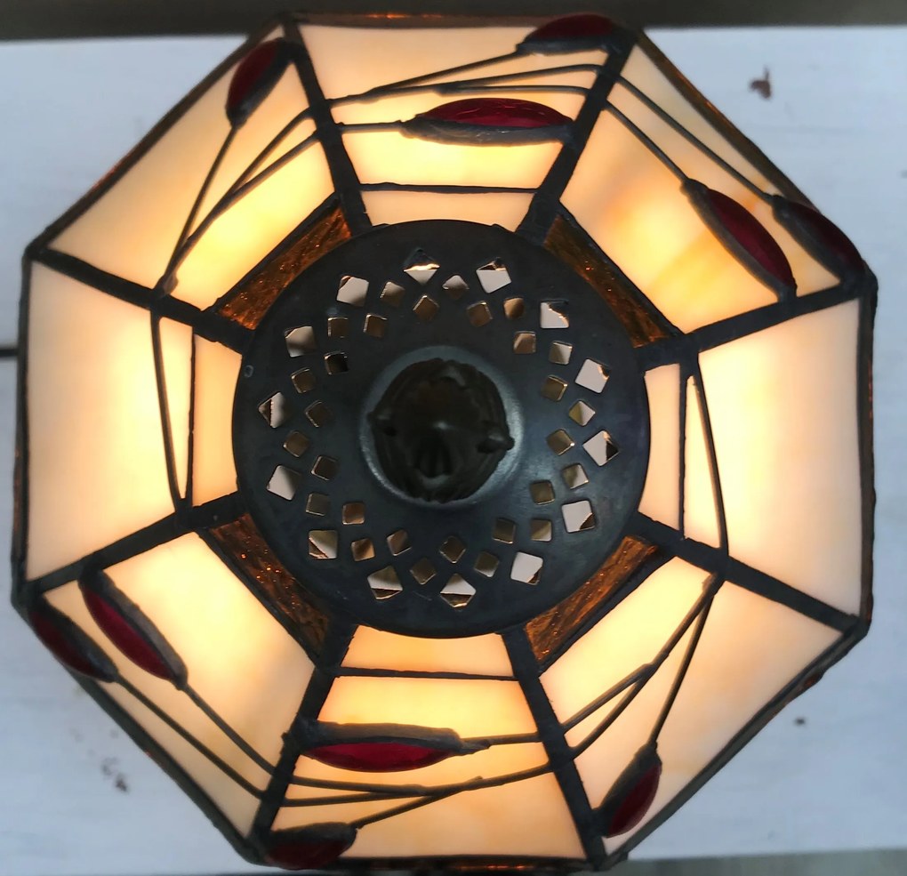 Vitrážová nočná lampa Tiffany Prezent 173 vzor 3 33,5*20 cm