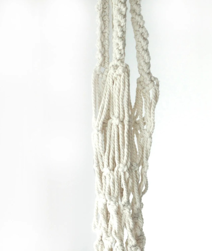 Macramé závesný držiak na kvetináč (dlhý)