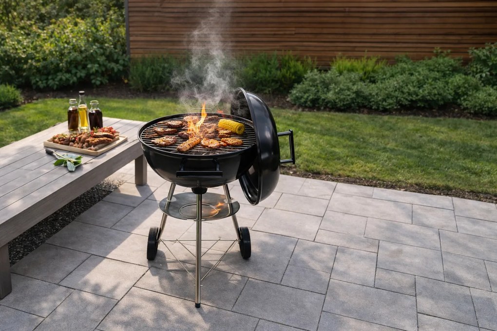 Gril na drevené uhlie BestBerg BBBQ-12B / Ø 44 cm / čierna