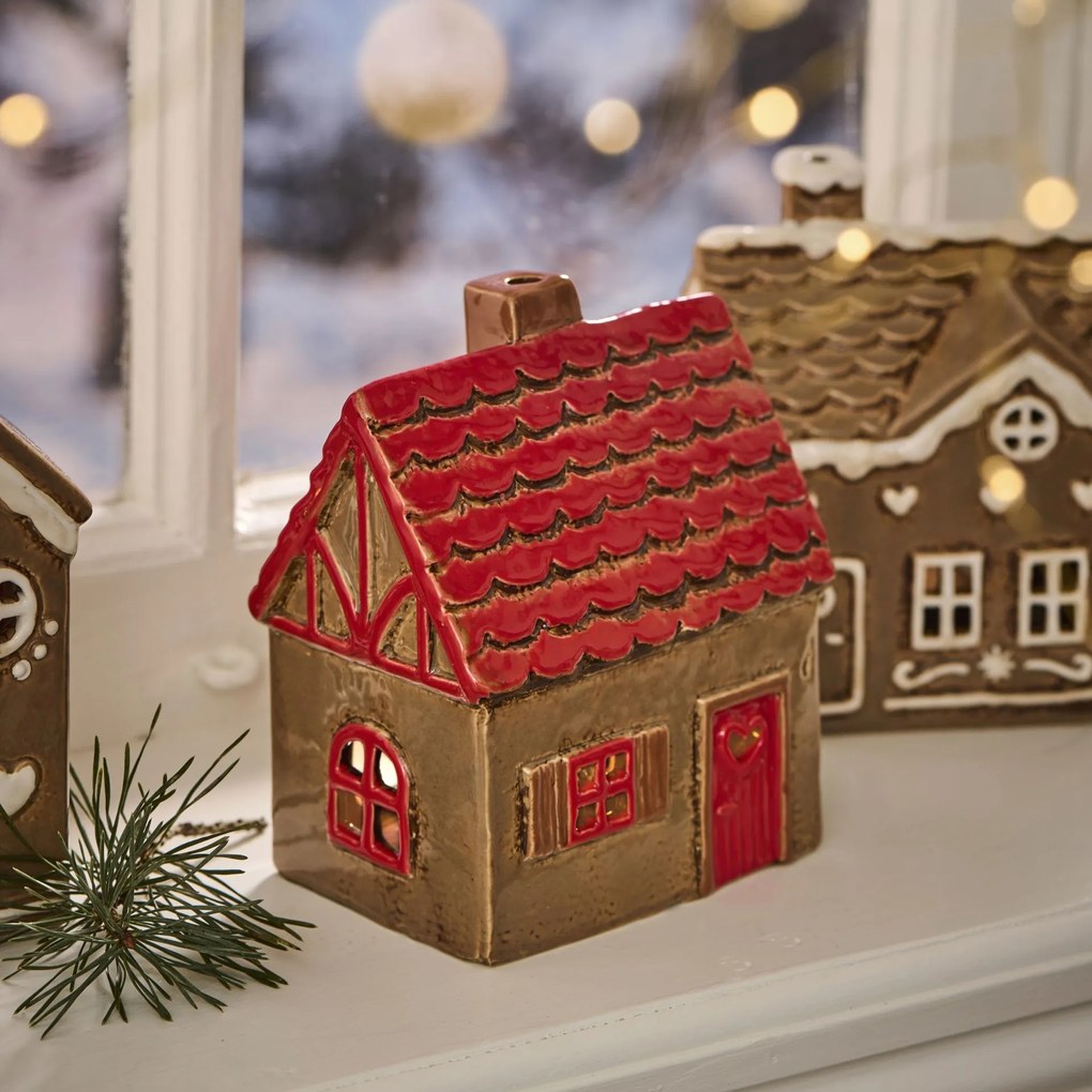Ib Laursen Keramický svietnik Stillenat Red Roof and Red Door