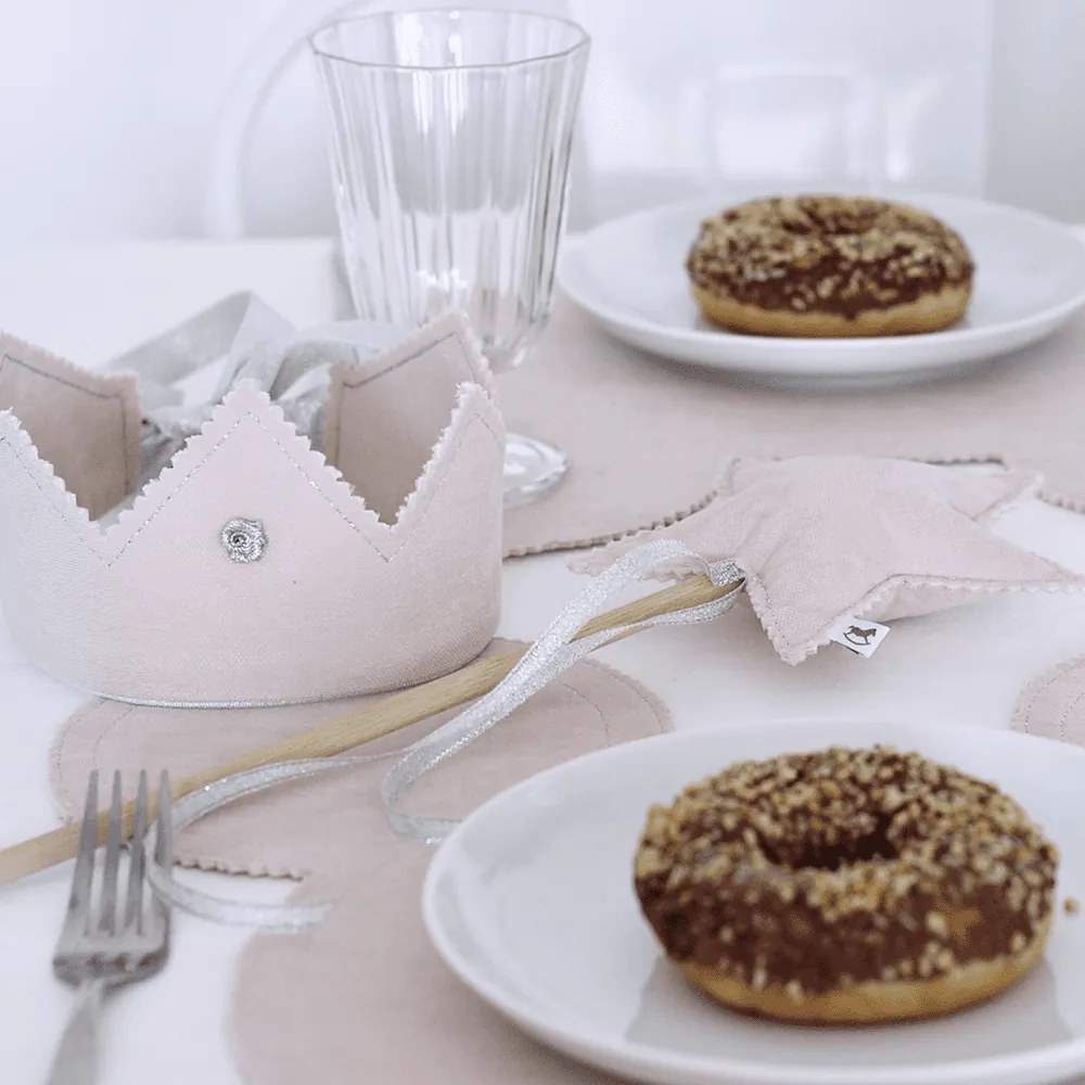 Ľanové prestieranie myška púdrovo ružová so striebornou 39x35cm