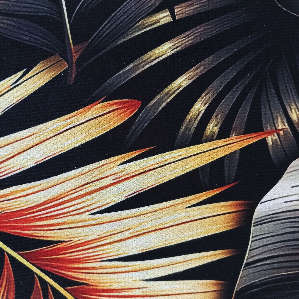 DY Čierno-zlatý koberec s motívom listov Black N 06 Rozmer: 160x220 cm