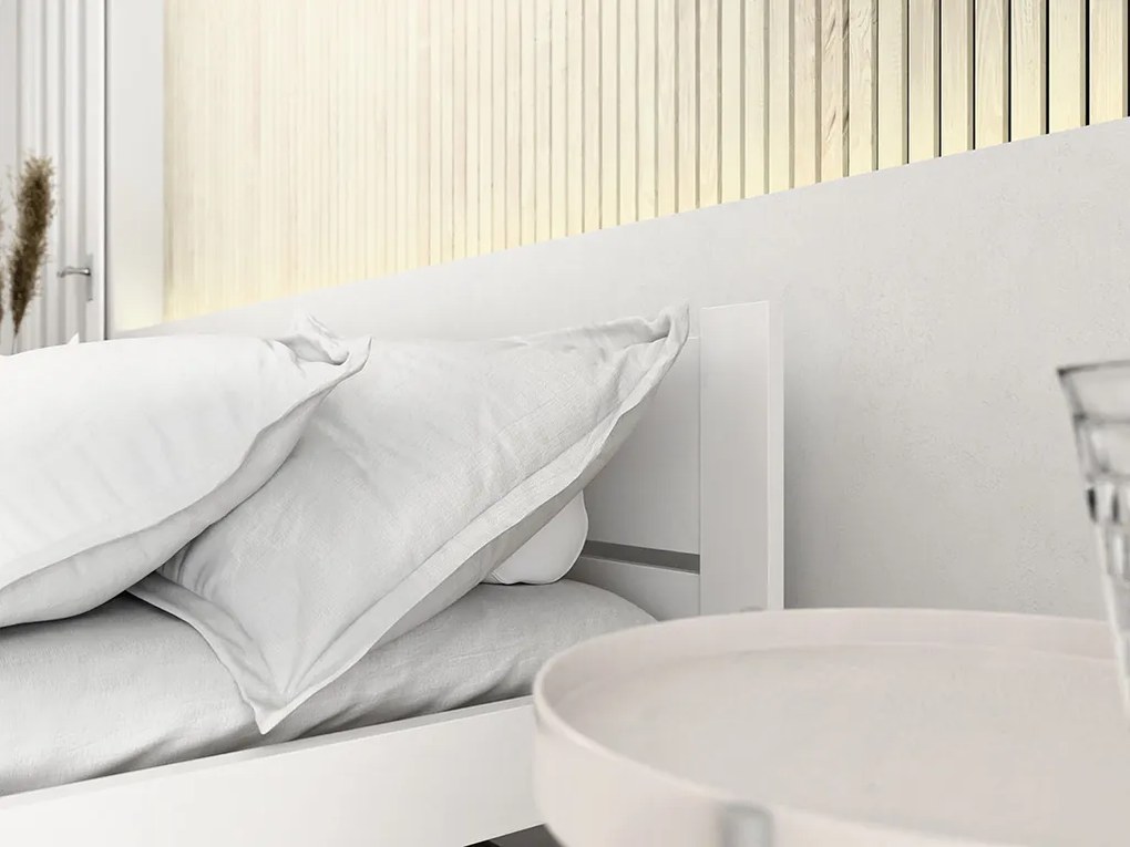 Posteľ IKAROS DOUBLE 180 x 200 cm, biela Rošt: S lamelovým roštom, Matrac: Bez matraca