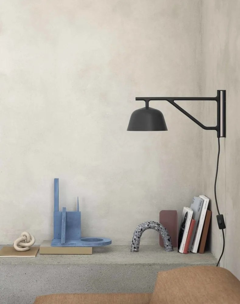 Muuto Nástenná lampa Ambit, black 15311