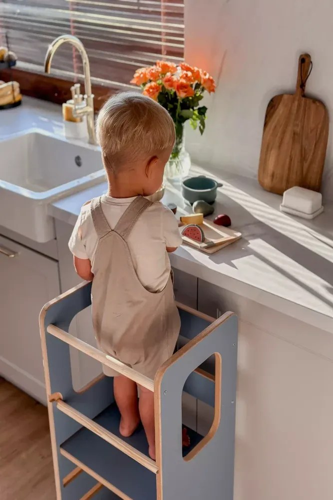 Učiaca veža Montessori pre deti modrá