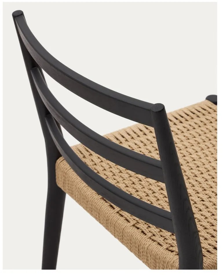 Jedálenská stolička z dubového dreva v čierno-prírodnej farbe v súprave 2 ks Analy – Kave Home