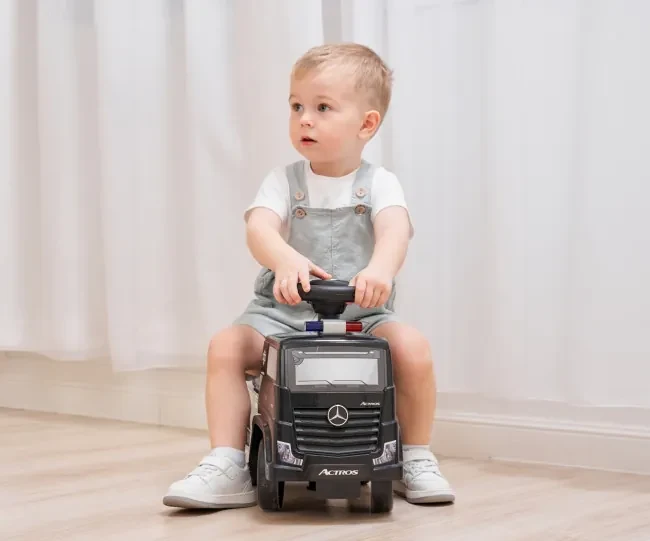 Odrážadlo Mercedes-Benz Actros policajné auto čierne