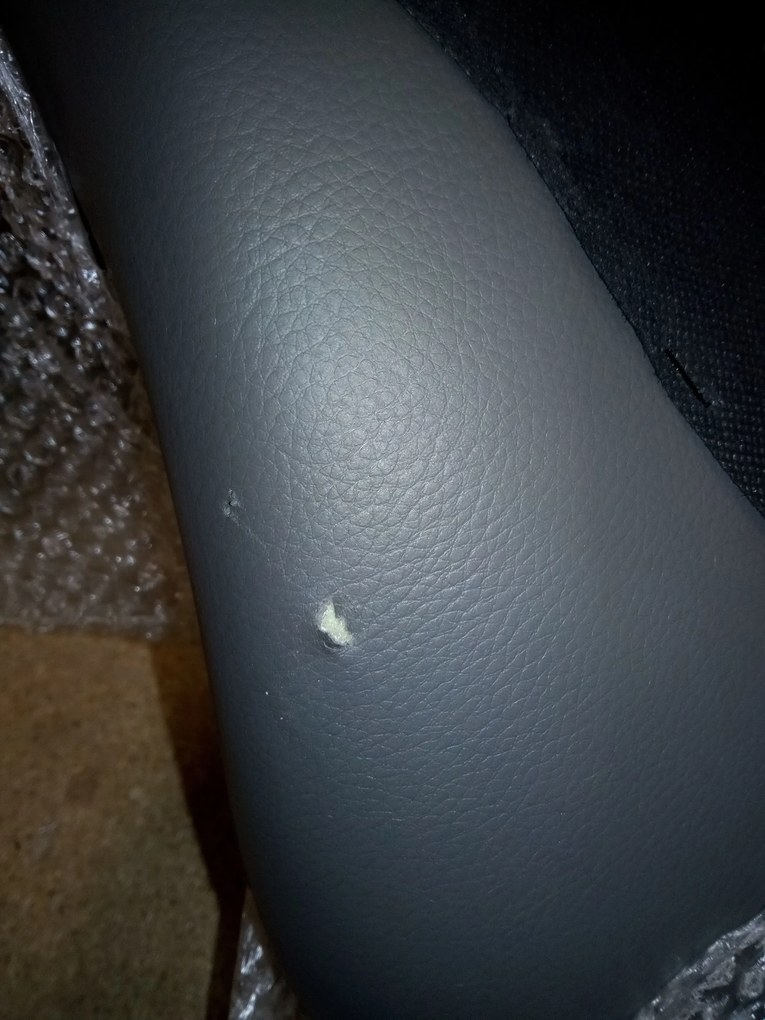 AKCIA Sivé kancelárske kreslo AVOLA z eko kože II. akosť