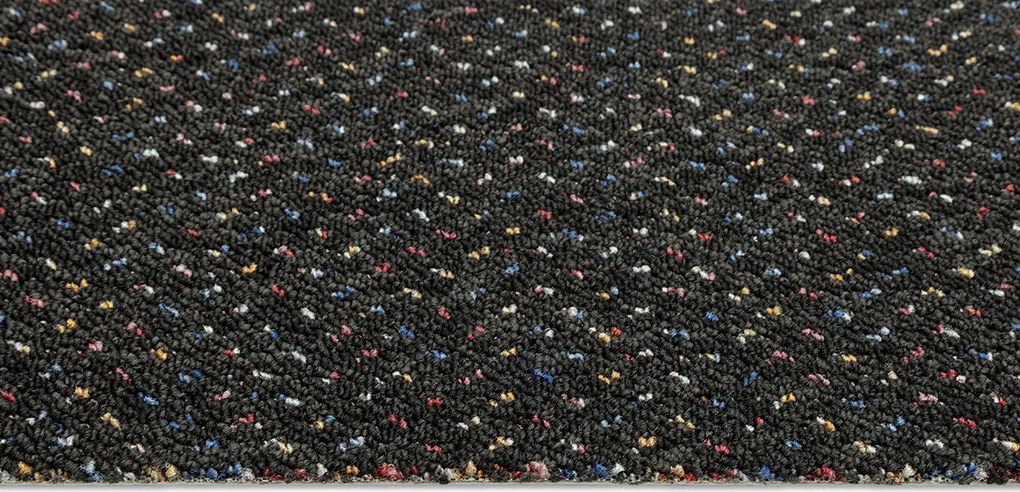 Metrážny koberec Virtuose 78, na mieru, šíře 4m, čierna, filc, chodba / predsieň, Betap