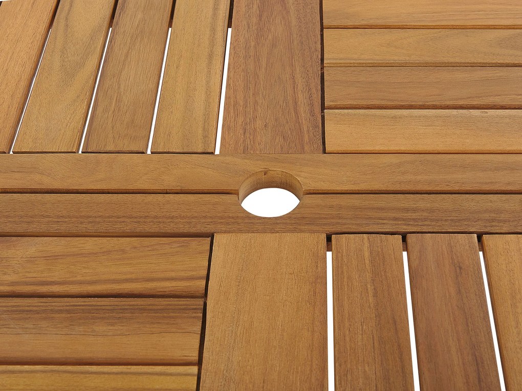 Okrúhly záhradný stôl z akáciového dreva ⌀ 150 cm svetlé drevo TOLVE Beliani