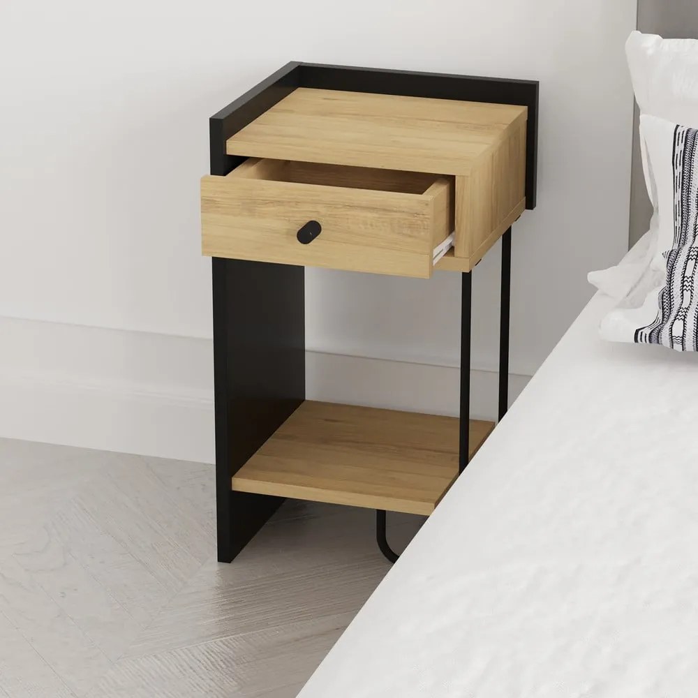Čierny/v prírodnej farbe nočný stolík v dekore duba s poličkami Mercure – Marckeric