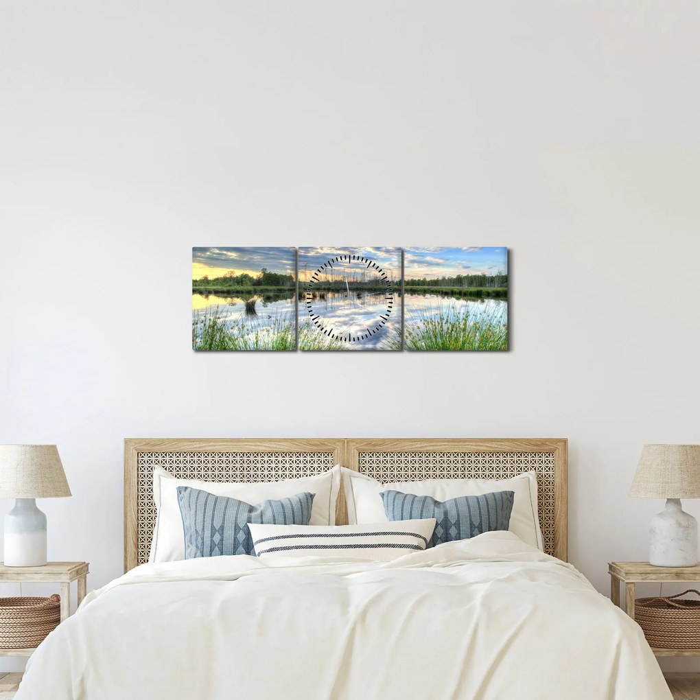 Obraz jazera s tŕstím (s hodinami) (90x30 cm)