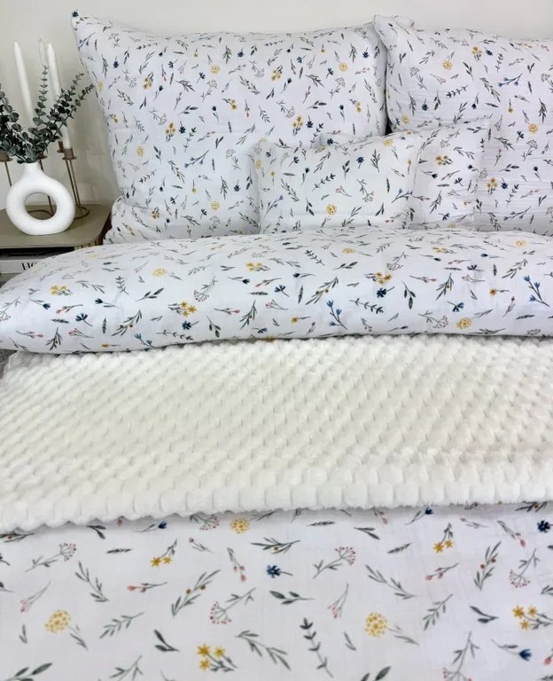 INTERMEDIC SK Mušelínová obliečka Lúka 140x200/70x90 cm – zapínanie na zips