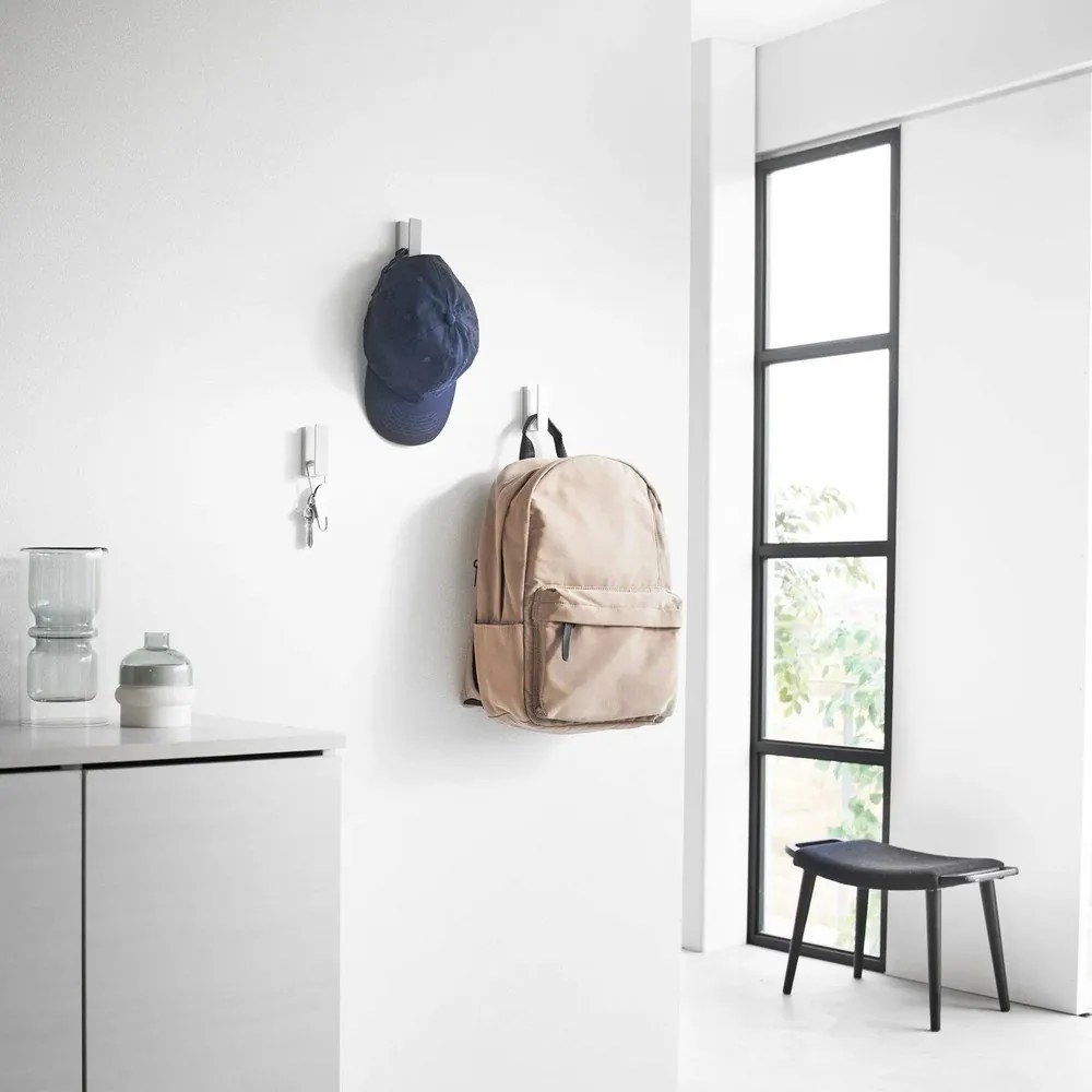 Biele nástenné kovové háčiky v súprave 3 ks Tower – YAMAZAKI