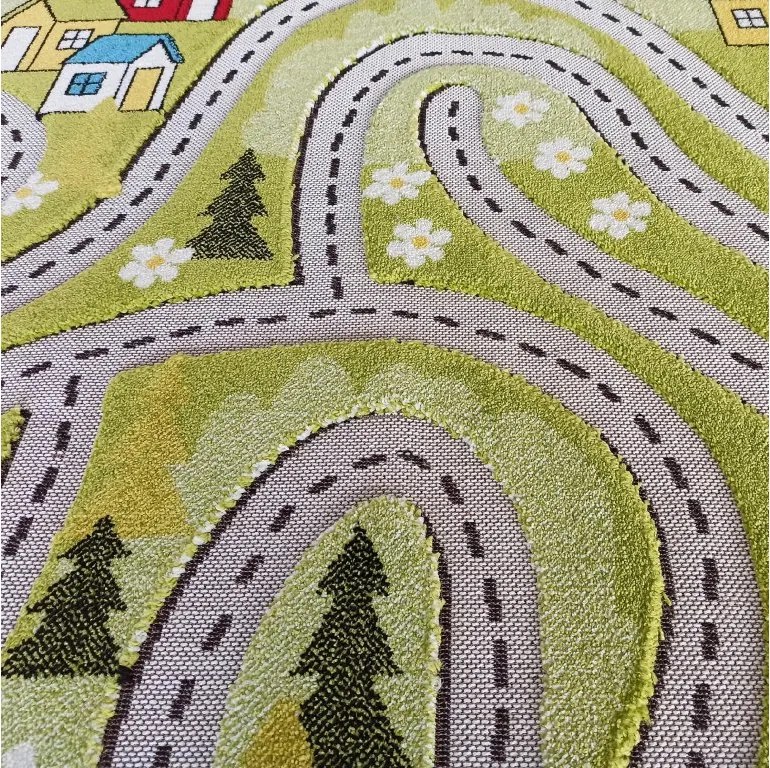 DY Zelený detský koberec s motívom mesta Color Kids 02 Rozmer: 300x400 cm