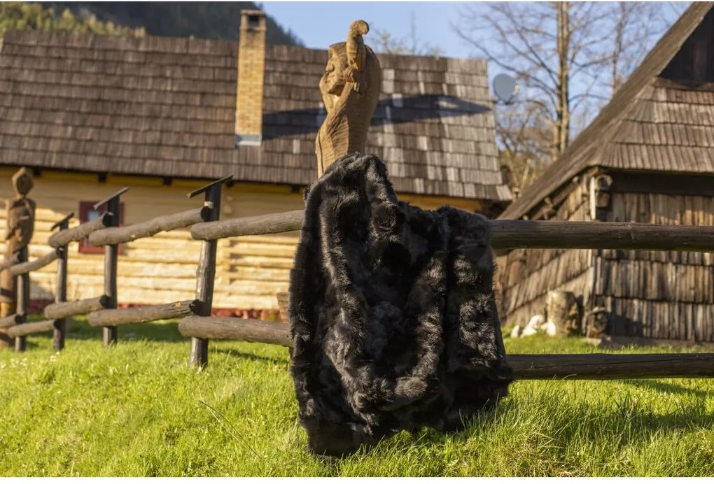 Luxusný kožušinový prehoz čierny