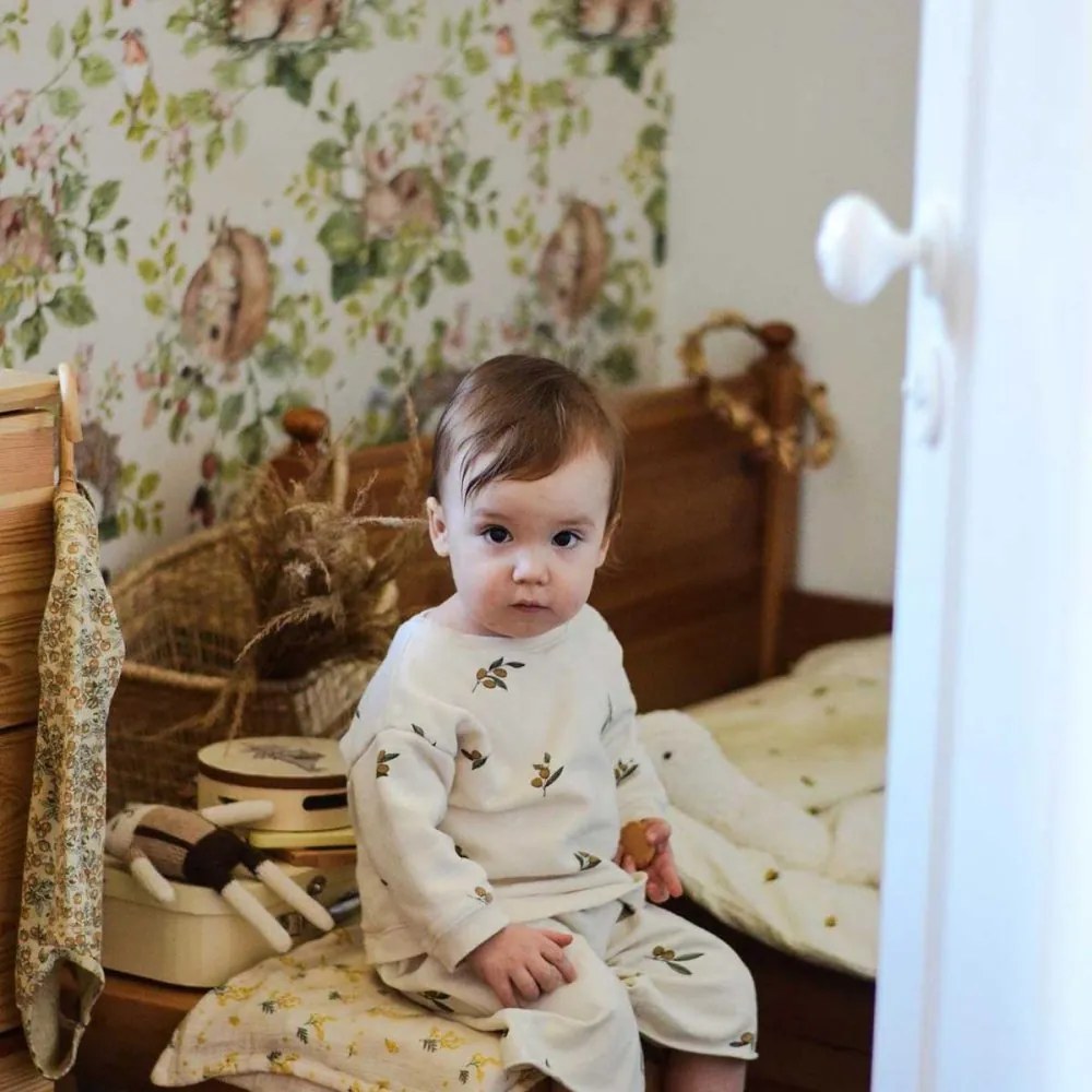 Tapeta malé ospalé zvieratká 280x50 cm