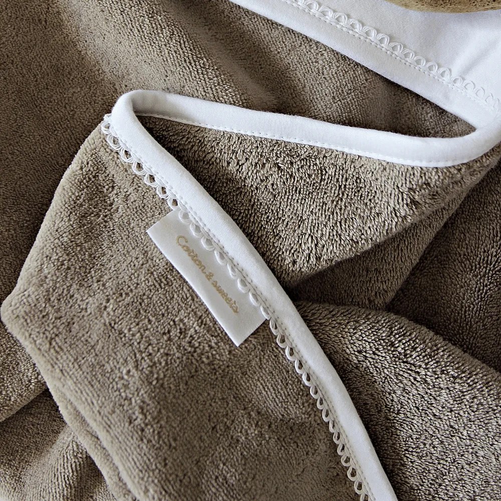 Novorodenecká osuška s kapucňou čokoládová 80x80cm