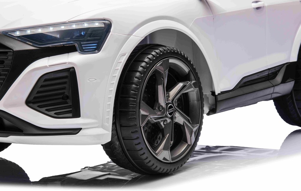 Ramiz Auto Audi SQ8 biele
