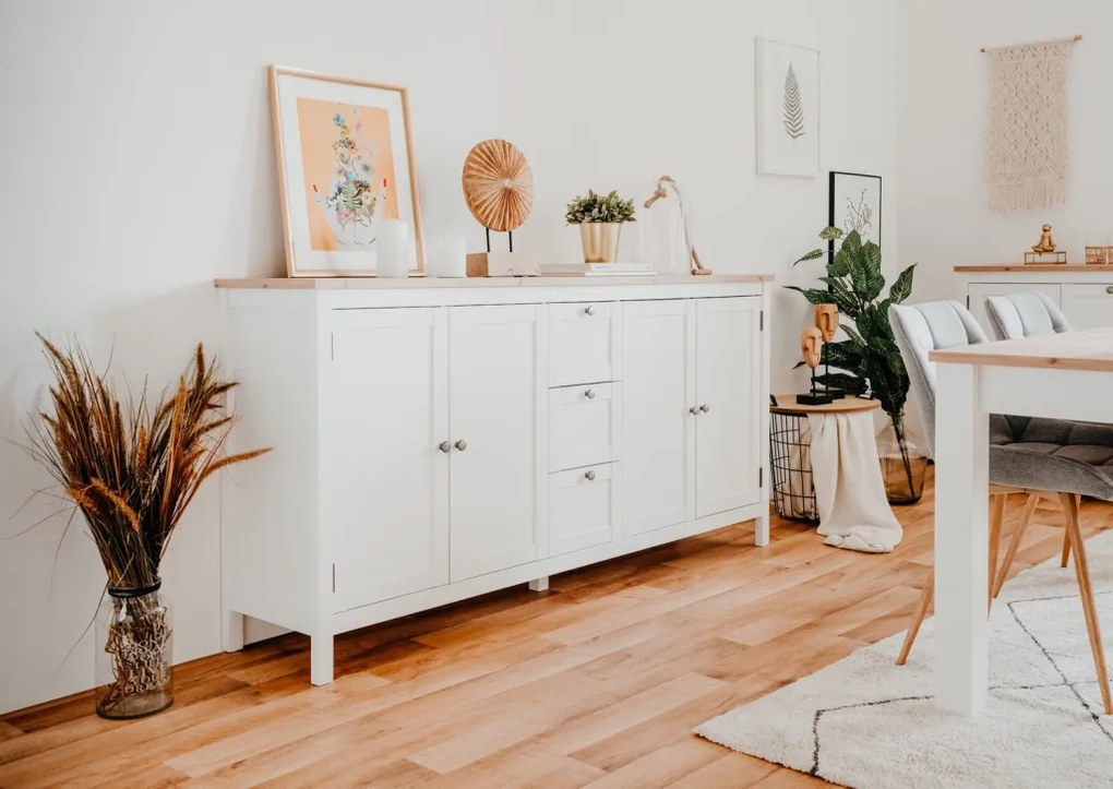 Široká úložná komoda Bergen, biela/dub artisan