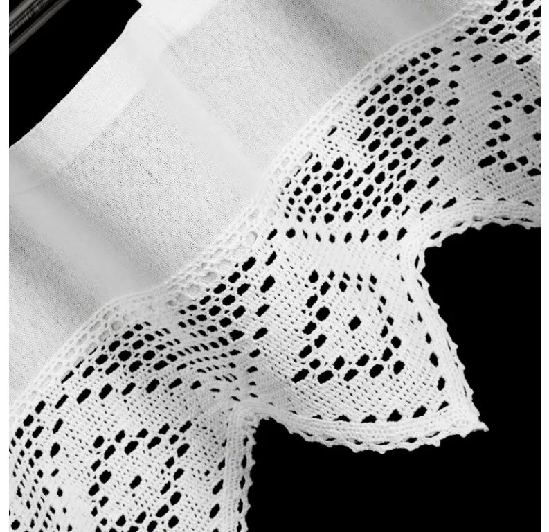 DECOREUM Záclona s čipkovým vzorom 150 cm x 30 cm biela 60% bavlna 40% polyester 103153