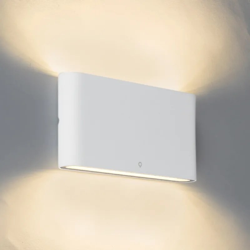 Nástenná lampa biela 17,5 cm vrátane LED IP65 - Batt
