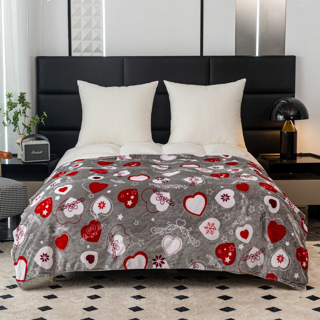 Vianočná mikroplyšová deka CHRISTMAS HEART sivé Rozmer: 150 x 200 cm