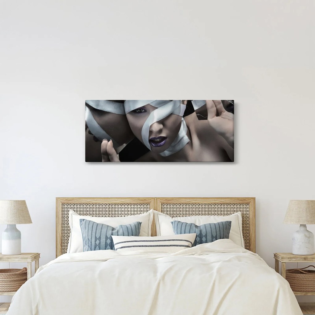 Obraz ženy so stuhou (120x50 cm)