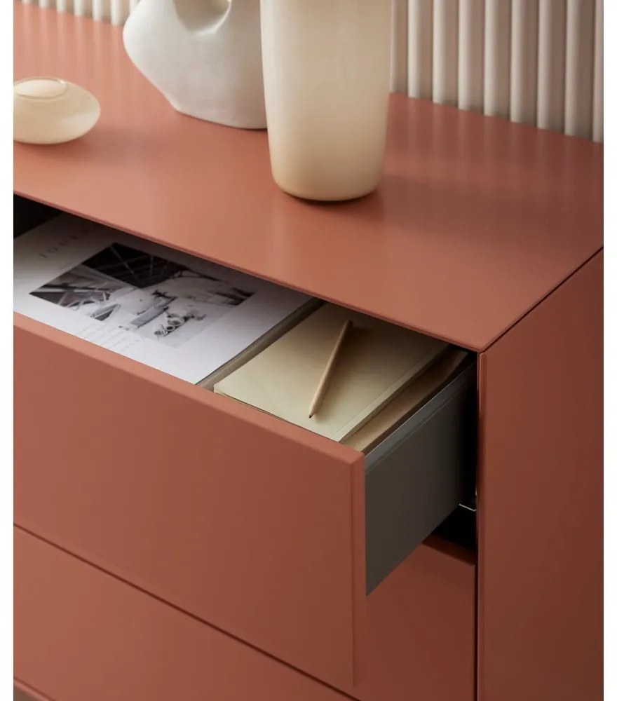 V tehlovej farbe komoda 180x79 cm Edge by Hammel – Hammel Furniture