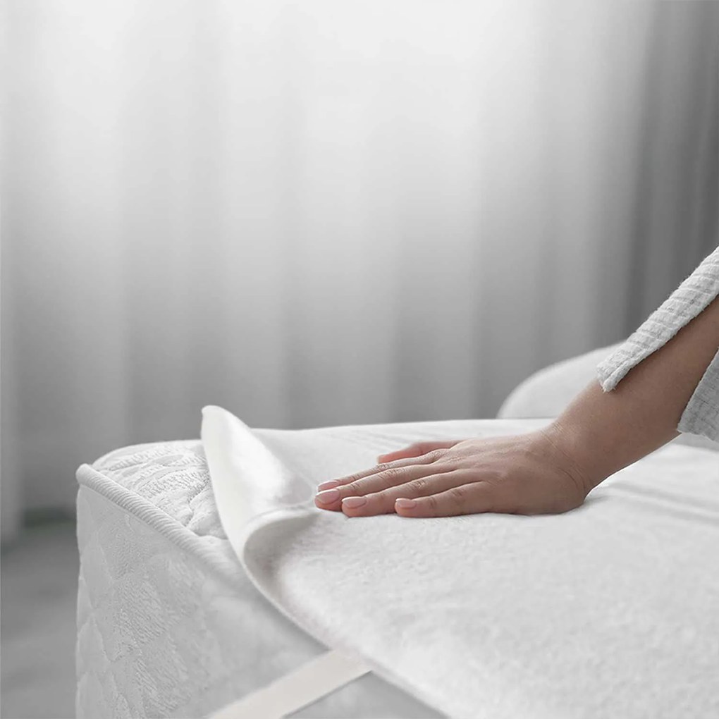 NEPRIEPUSTNÝ CHRÁNIČ MATRACA 135 200X220 CM BIELA