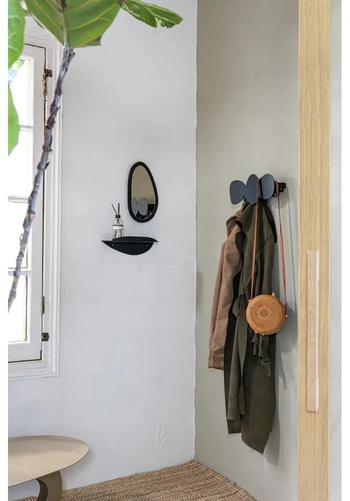 Čierny kovový nástenný vešiak 35 cm Tumulo – Spinder Design