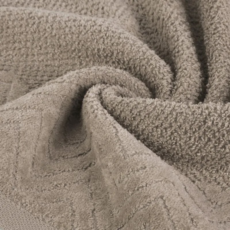 Dekorstudio Uterák LOREN so zamatovým okrajom - béžový Rozmer uteráku: 70x140cm